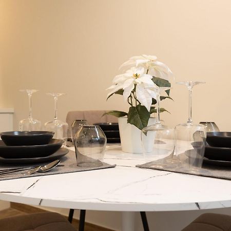 Acropolis Local Loft Apartment Атина Екстериор снимка