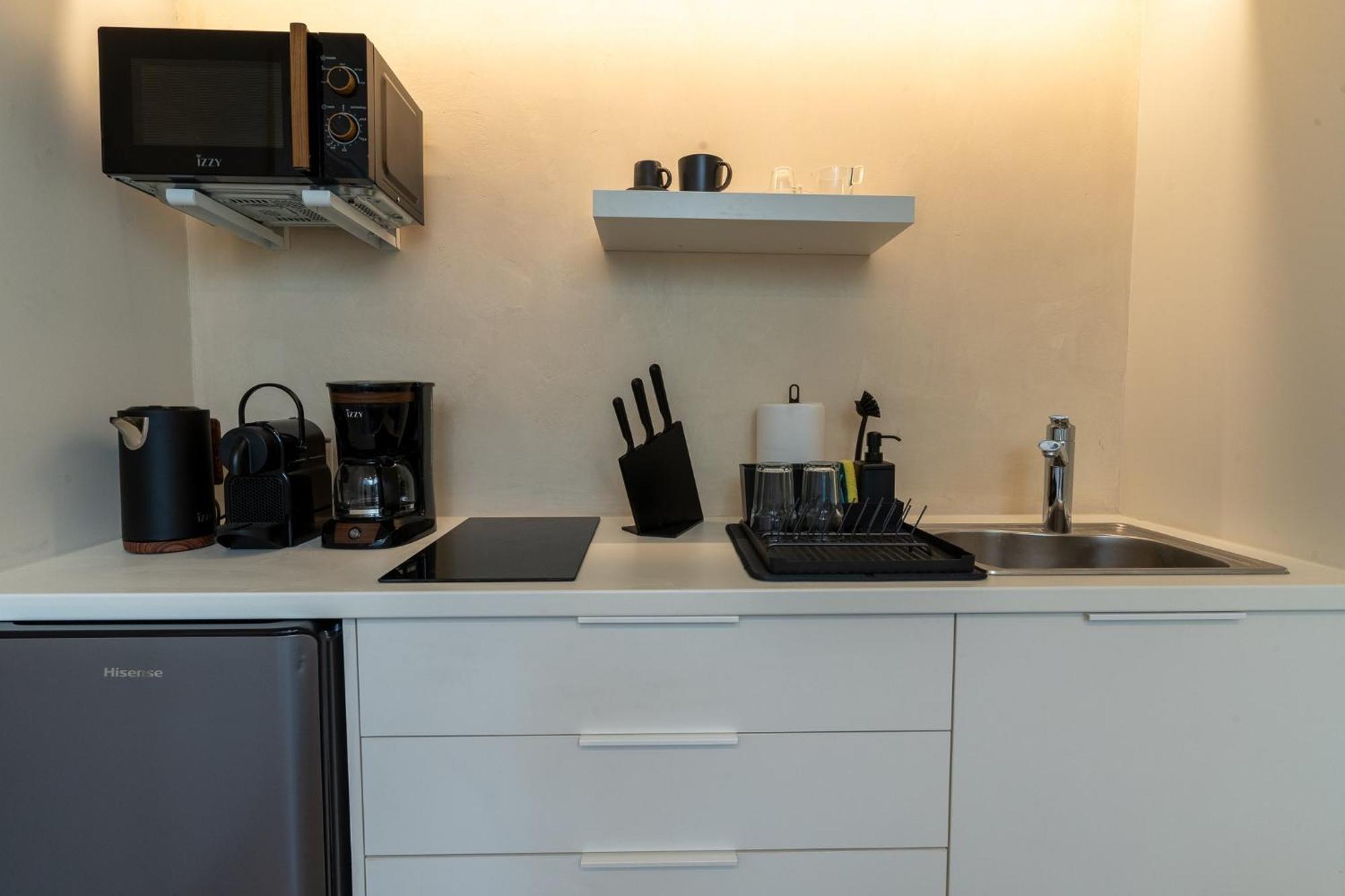 Acropolis Local Loft Apartment Атина Екстериор снимка