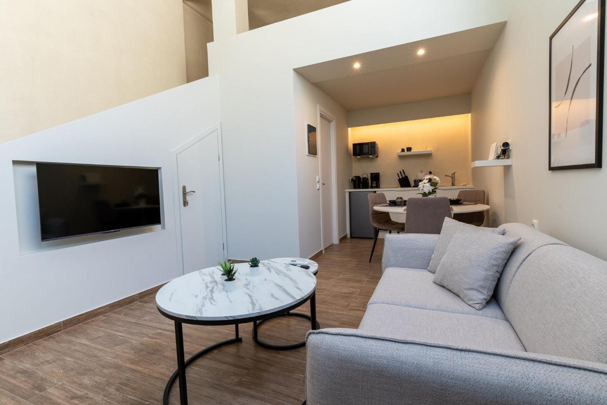 Acropolis Local Loft Apartment Атина Екстериор снимка