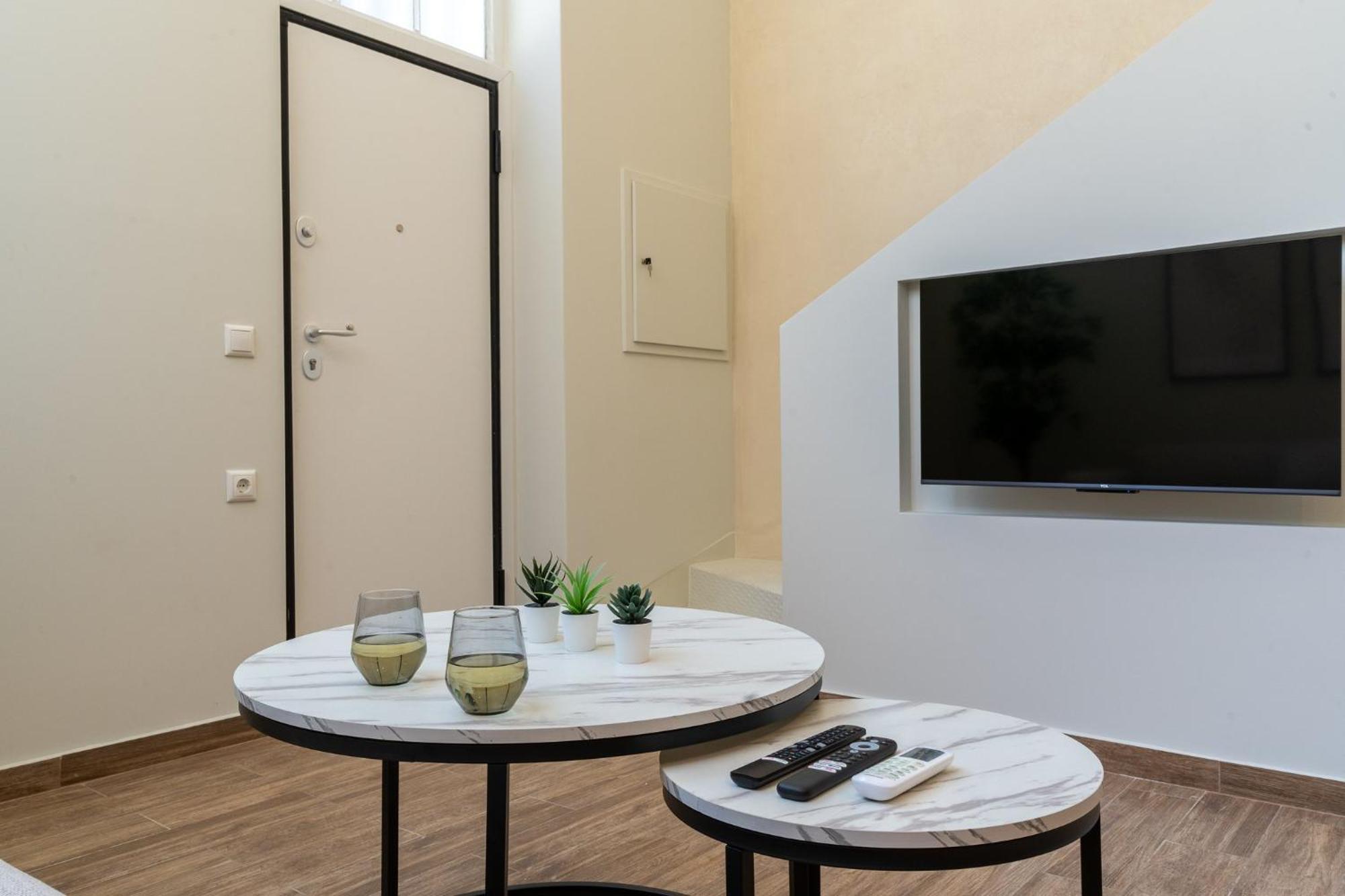 Acropolis Local Loft Apartment Атина Екстериор снимка